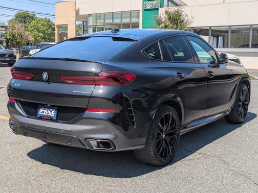 Black Sapphire Metallic 2024 BMW X6 xDrive40i