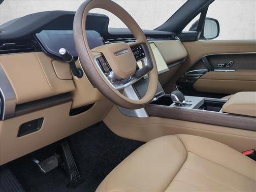 Belgravia Green Metallic 2026 Land Rover Range Rover P400 SE 7 Seat