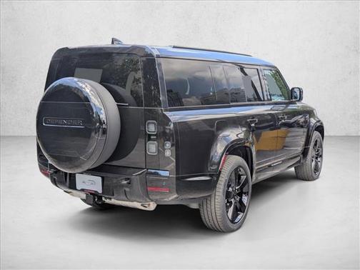 Santorini Black Metallic 2026 Land Rover Defender P400 X-Dynamic SE