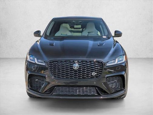 Santorini Black Meta 2024 Jaguar F-PACE SVR P550 AWD Automatic