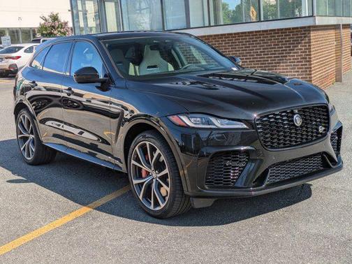 Santorini Black Meta 2024 Jaguar F-PACE SVR P550 AWD Automatic