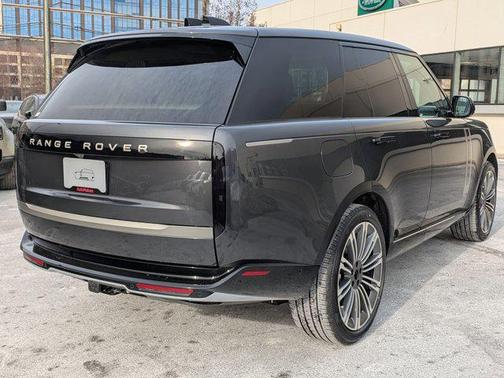 2026 Land Rover Range Rover P400 SE