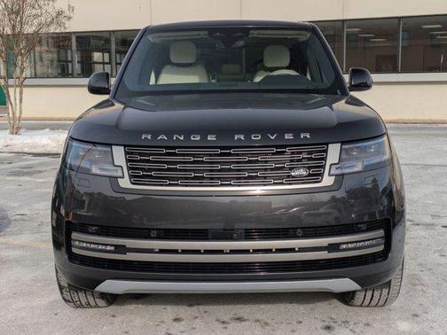 2026 Land Rover Range Rover P400 SE