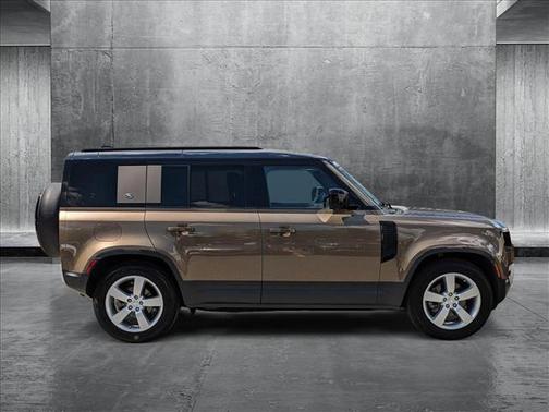 2023 Land Rover Defender 110 S
