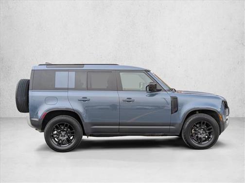 2025 Land Rover Defender 110 P300