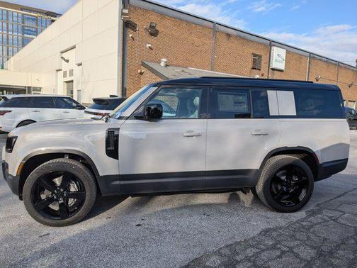 Borasco Grey Metallic 2026 Land Rover Defender P300 S