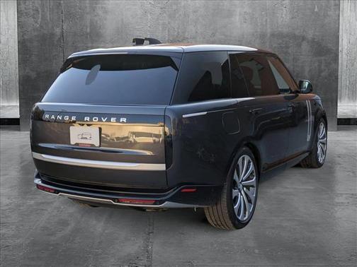 2025 Land Rover Range Rover P530 Autobiography 7 Seat