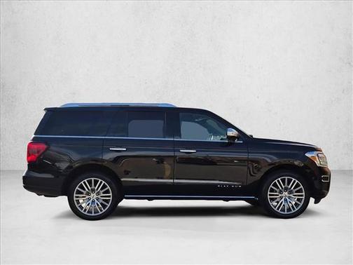 AGATE BLACK METALLIC 2022 Ford Expedition Platinum