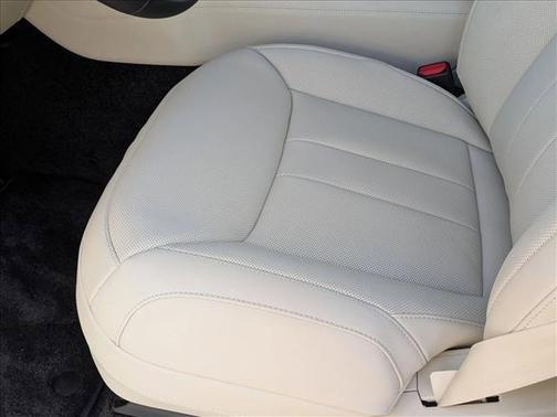 Eiger Grey Metallic 2026 Land Rover Range Rover P400 SE