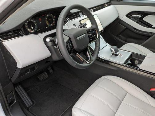 2025 Land Rover Range Rover Evoque Core S