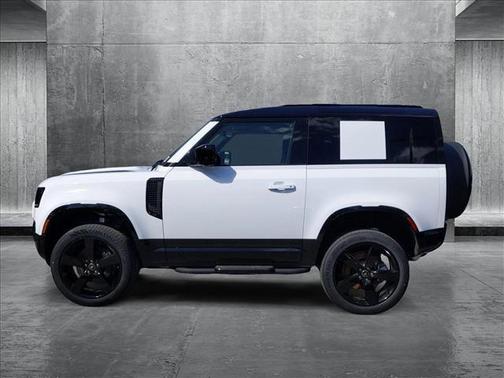 2025 Land Rover Defender 90 P400 X-Dynamic SE