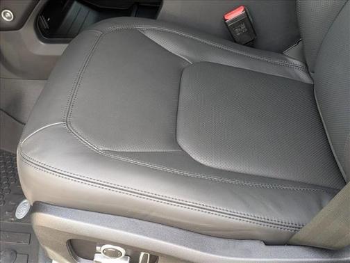 2026 Land Rover Defender P300 S