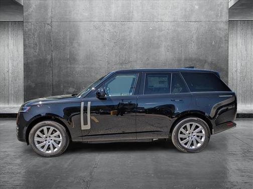 2025 Land Rover Range Rover P550e SE