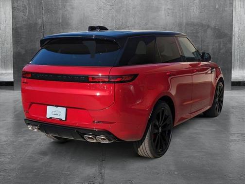 2025 Land Rover Range Rover Sport SE