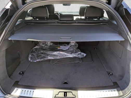 Santorini Black Metallic 2026 Land Rover Range Rover Velar P250 S