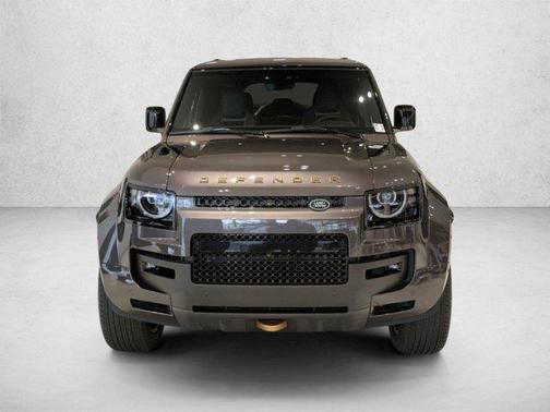 Charente Grey Premium Metallic 2026 Land Rover Defender P635 OCTA