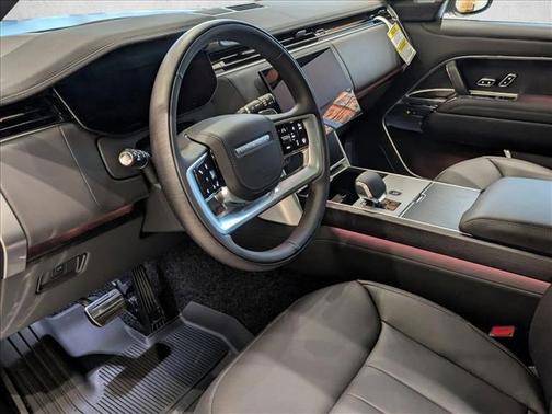 2026 Land Rover Range Rover P400 SE