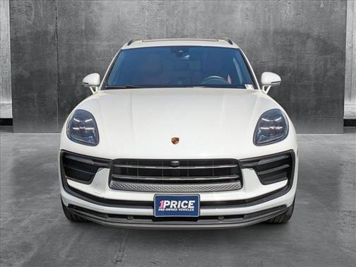 2022 Porsche Macan Base