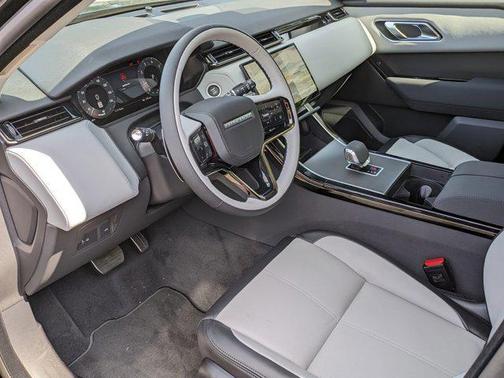 2025 Land Rover Range Rover Velar P250 SE R-Dynamic