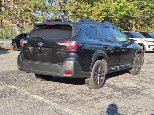 Crystal Black Silica 2023 Subaru Outback Onyx Edition