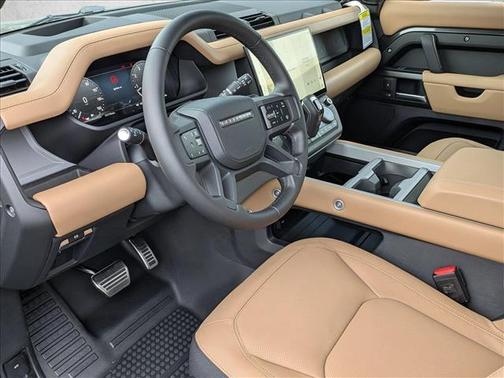 2026 Land Rover Defender 110 V8