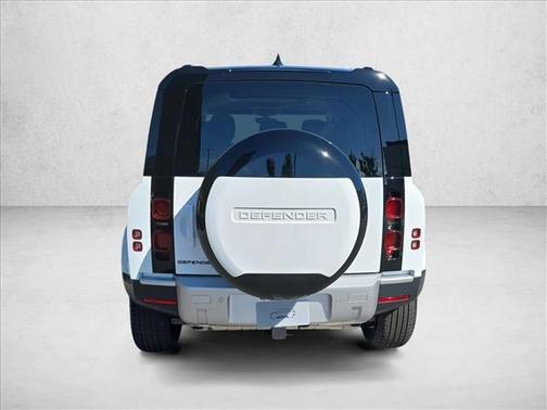 2025 Land Rover Defender 110 P400 S