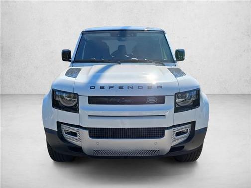 2025 Land Rover Defender 110 P400 S