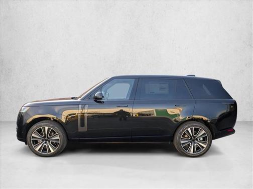 Santorini Black Metallic 2026 Land Rover Range Rover P530 SE 7 Seat