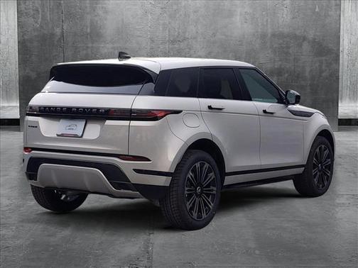 2026 Land Rover Range Rover Evoque Dynamic SE