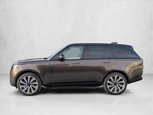 2026 Land Rover Range Rover P530 SE