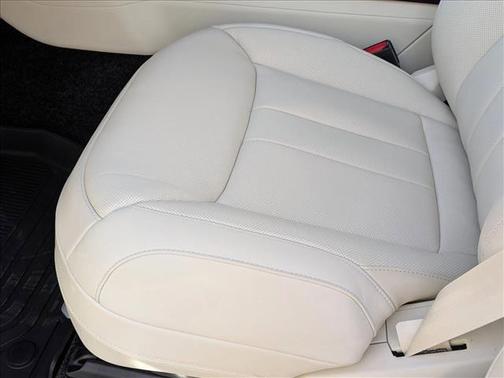 2026 Land Rover Range Rover P530 SE