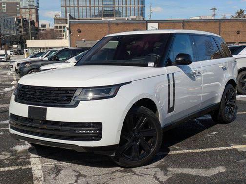 2023 Land Rover Range Rover P400 SE