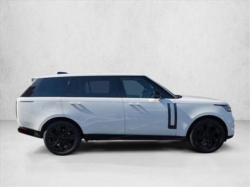 2023 Land Rover Range Rover P400 SE