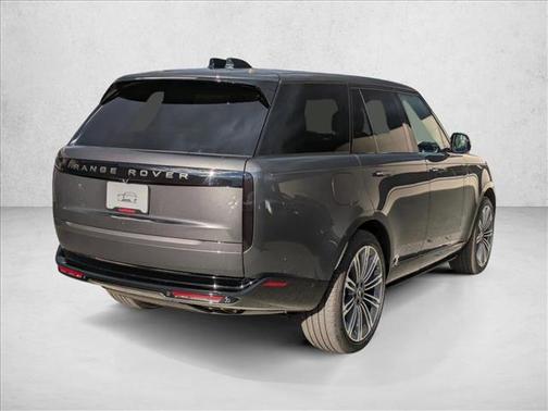 2025 Land Rover Range Rover P530 SE