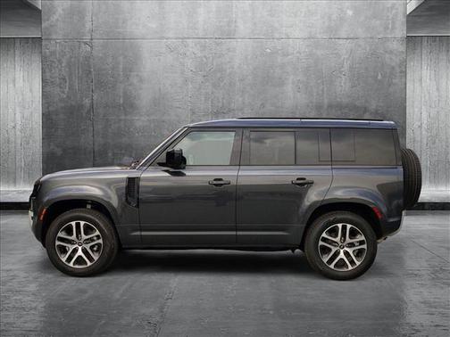 2025 Land Rover Defender 110 P300