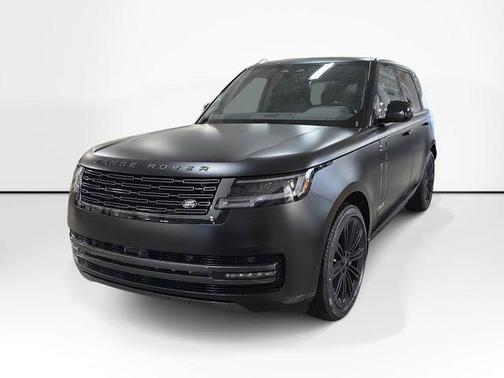 Obsidian Black SV Bespoke Ultra Metallic Satin 2026 Land Rover Range Rover P530 SE