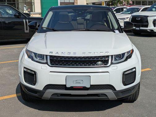 Fuji White 2017 Land Rover Range Rover Evoque SE