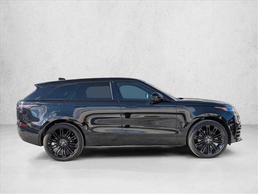 2026 Land Rover Range Rover Velar P250 SE R-Dynamic