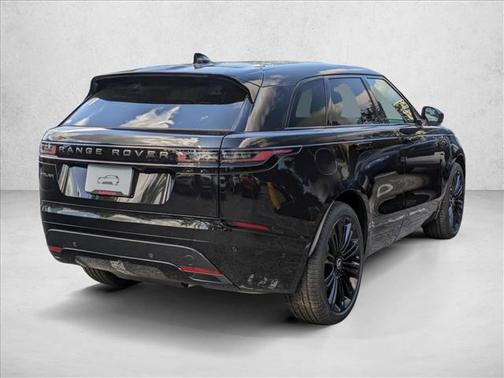 2026 Land Rover Range Rover Velar P250 SE R-Dynamic