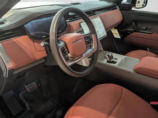 Icy White SV Bespoke Special Effect Satin 2026 Land Rover Range Rover P615 SV