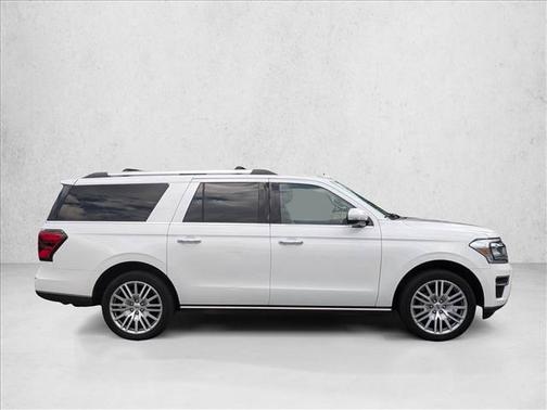 Star White Metallic Tri-Coat 2022 Ford Expedition Max Limited