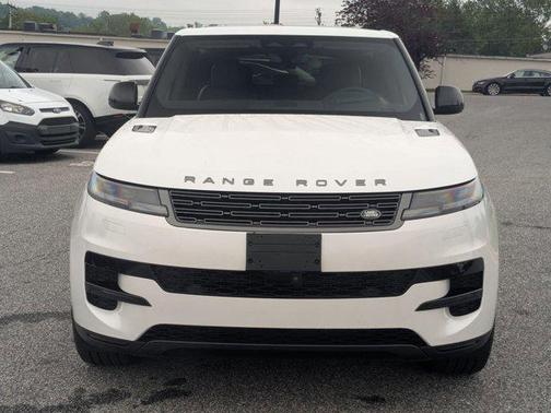 2024 Land Rover Range Rover Sport SE
