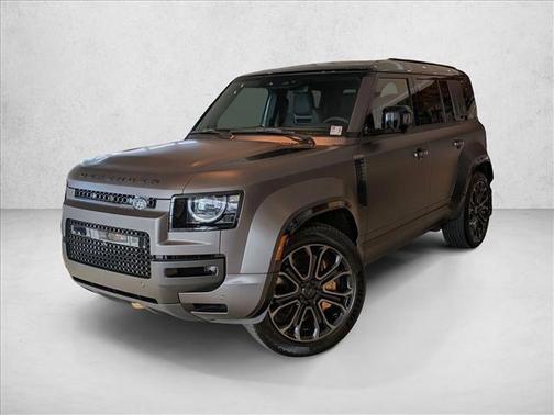 2026 Land Rover Defender OCTA