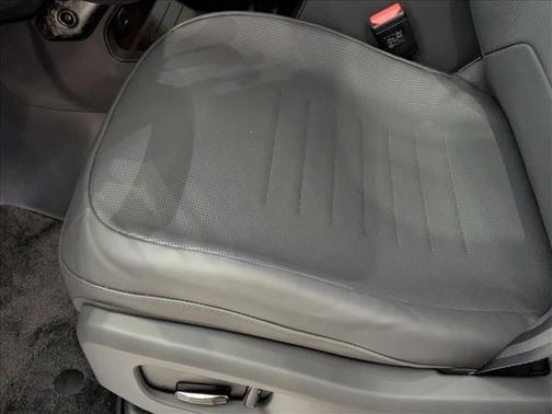 2026 Land Rover Defender P635 OCTA