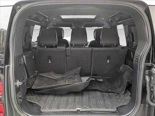 2022 Land Rover Defender 110 XS Edition