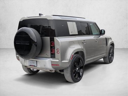 2022 Land Rover Defender 110 XS Edition