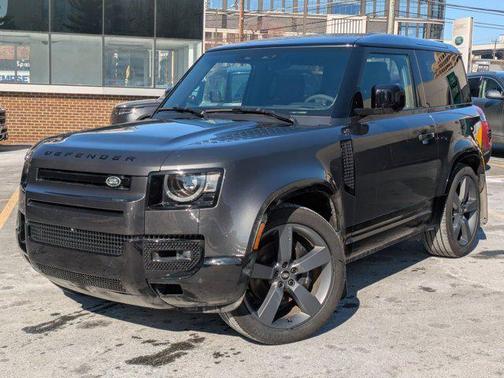 2023 Land Rover Defender V8