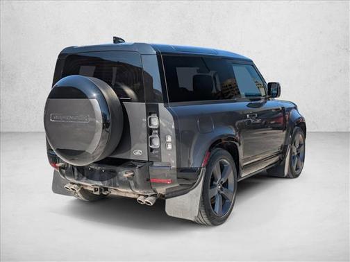 2023 Land Rover Defender V8