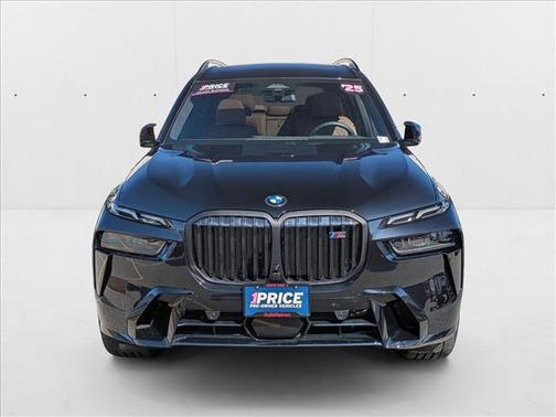 2025 BMW X7 M60i