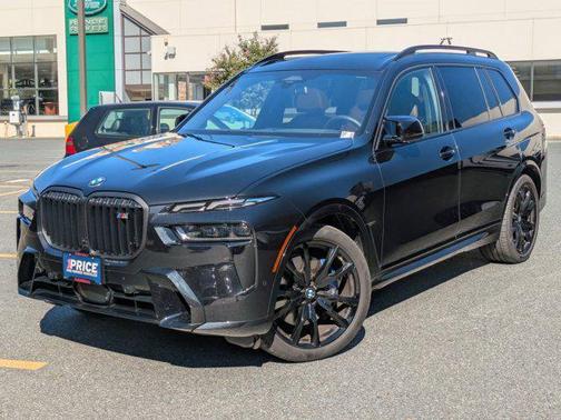 2025 BMW X7 M60i